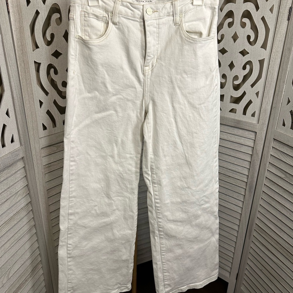 ⛔️Size 9/29 white wide legged jeans